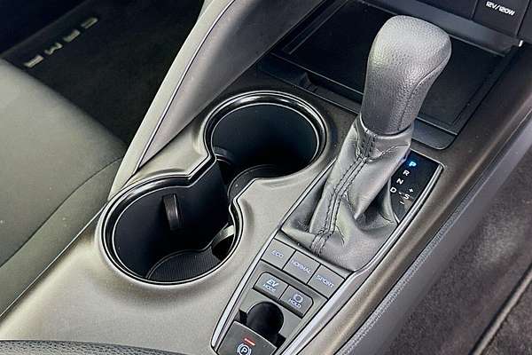 2024 Toyota Camry Ascent AXVH70R
