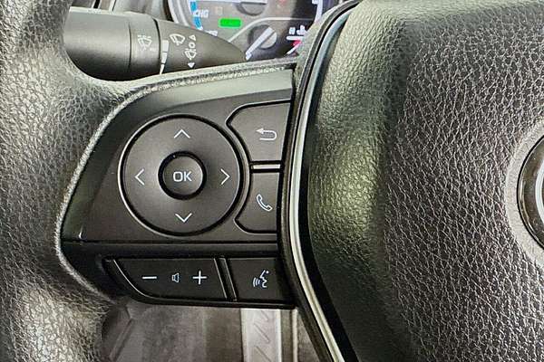 2024 Toyota Camry Ascent AXVH70R