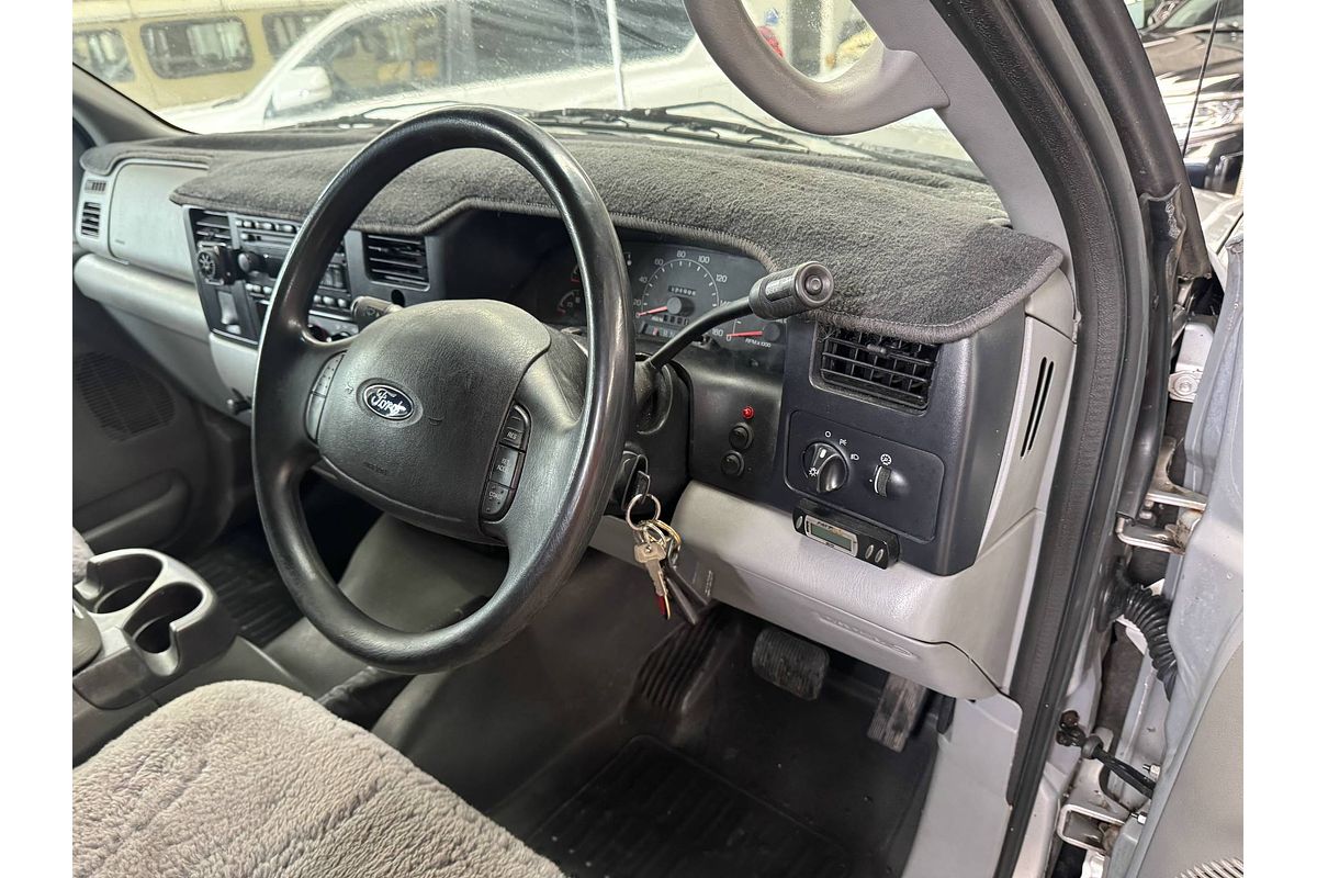 2005 Ford F250 XLT RN 4X4