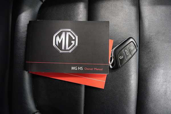 2022 MG HS Vibe SAS23