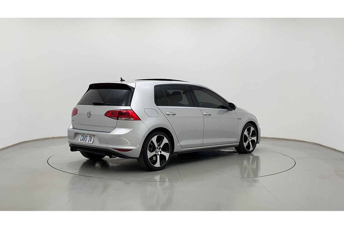 2015 Volkswagen Golf GTI 7