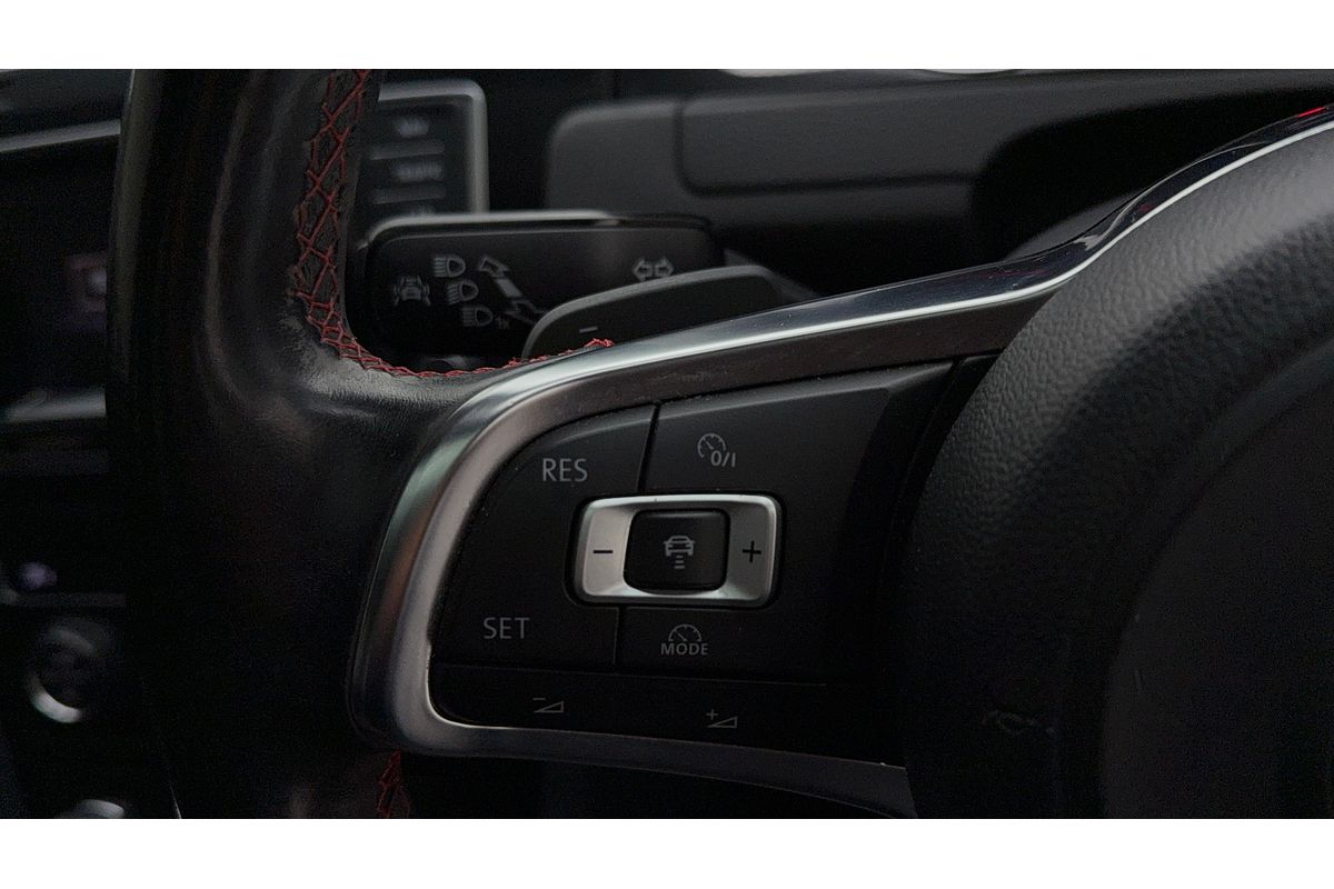 2015 Volkswagen Golf GTI 7