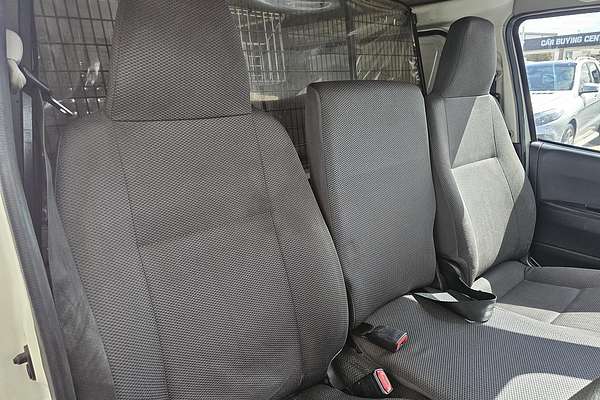 2013 Toyota Hiace KDH201R LWB