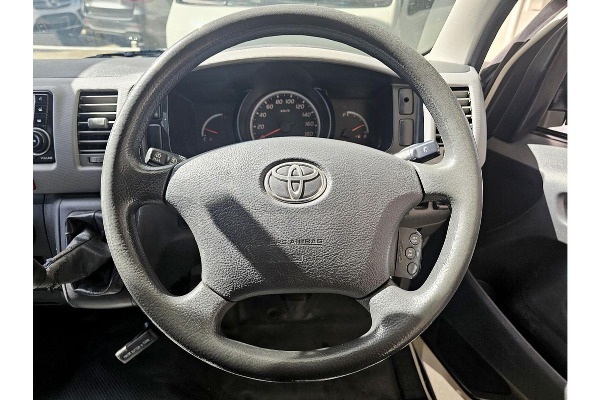 2013 Toyota Hiace KDH201R LWB