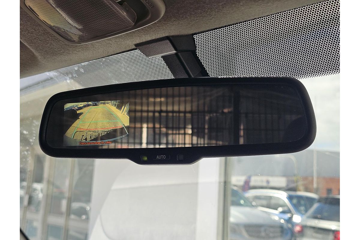 2013 Toyota Hiace KDH201R LWB