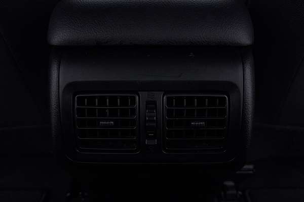 2017 Toyota Camry Altise AVV50R