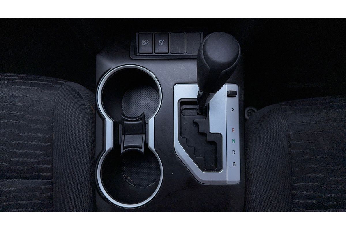 2017 Toyota Camry Altise AVV50R