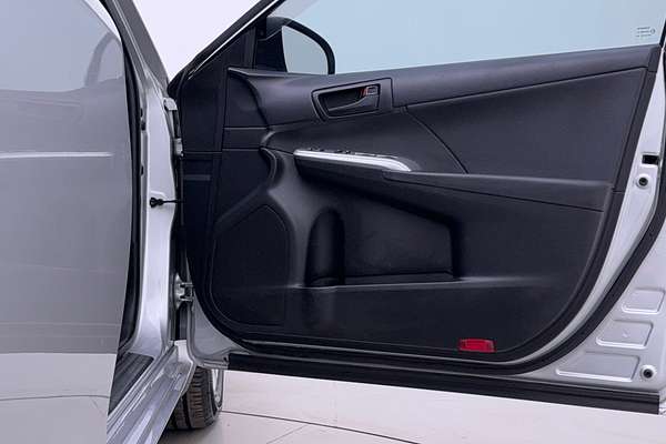 2017 Toyota Camry Altise AVV50R