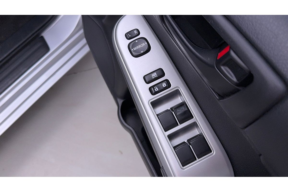 2017 Toyota Camry Altise AVV50R