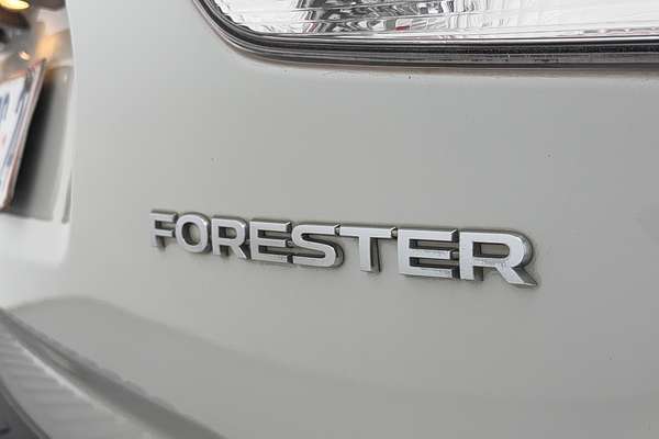 2018 Subaru Forester 2.5i-S S5