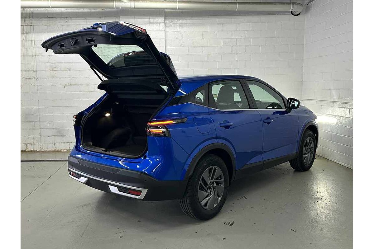 2025 Nissan QASHQAI ST J12
