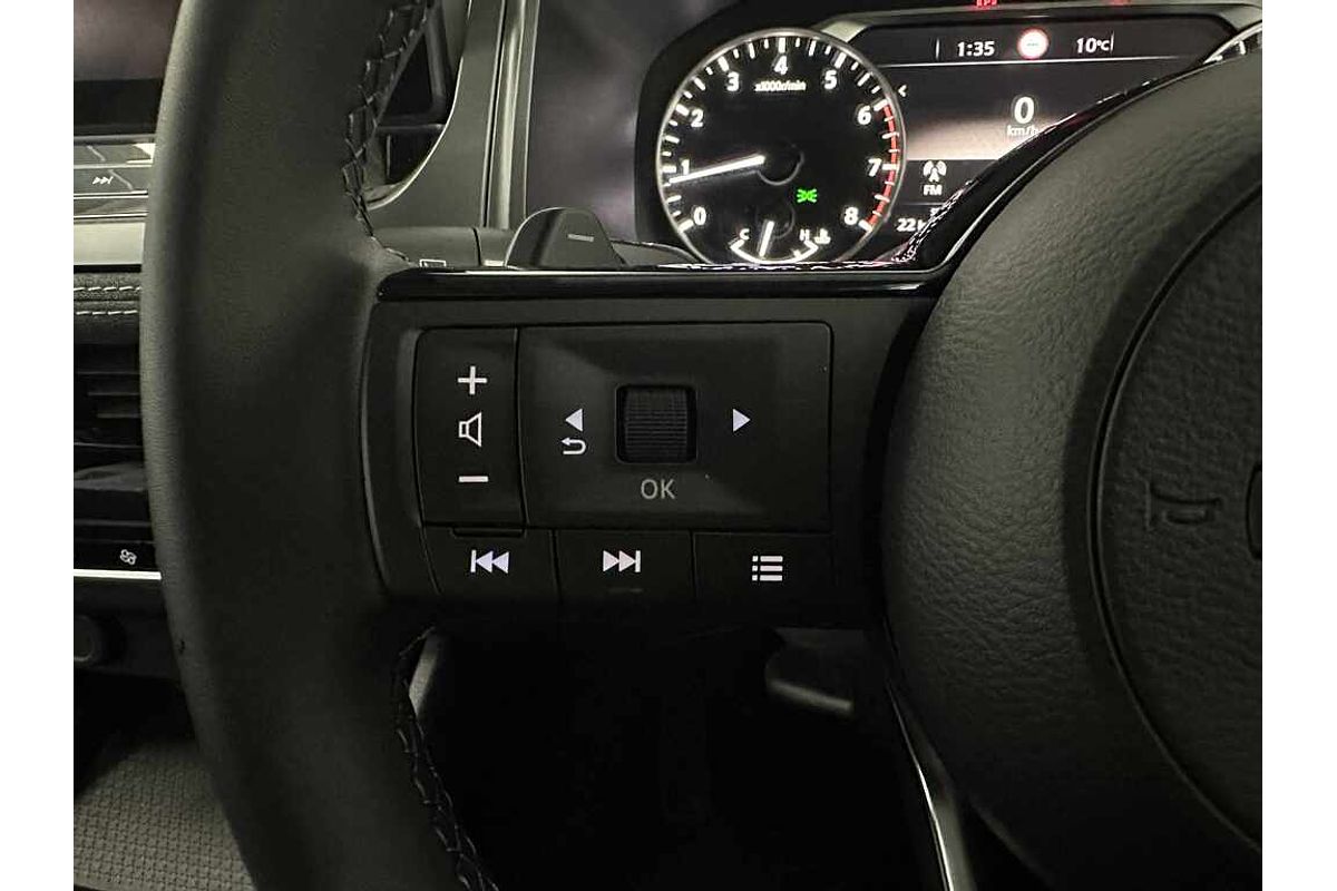 2025 Nissan QASHQAI ST J12