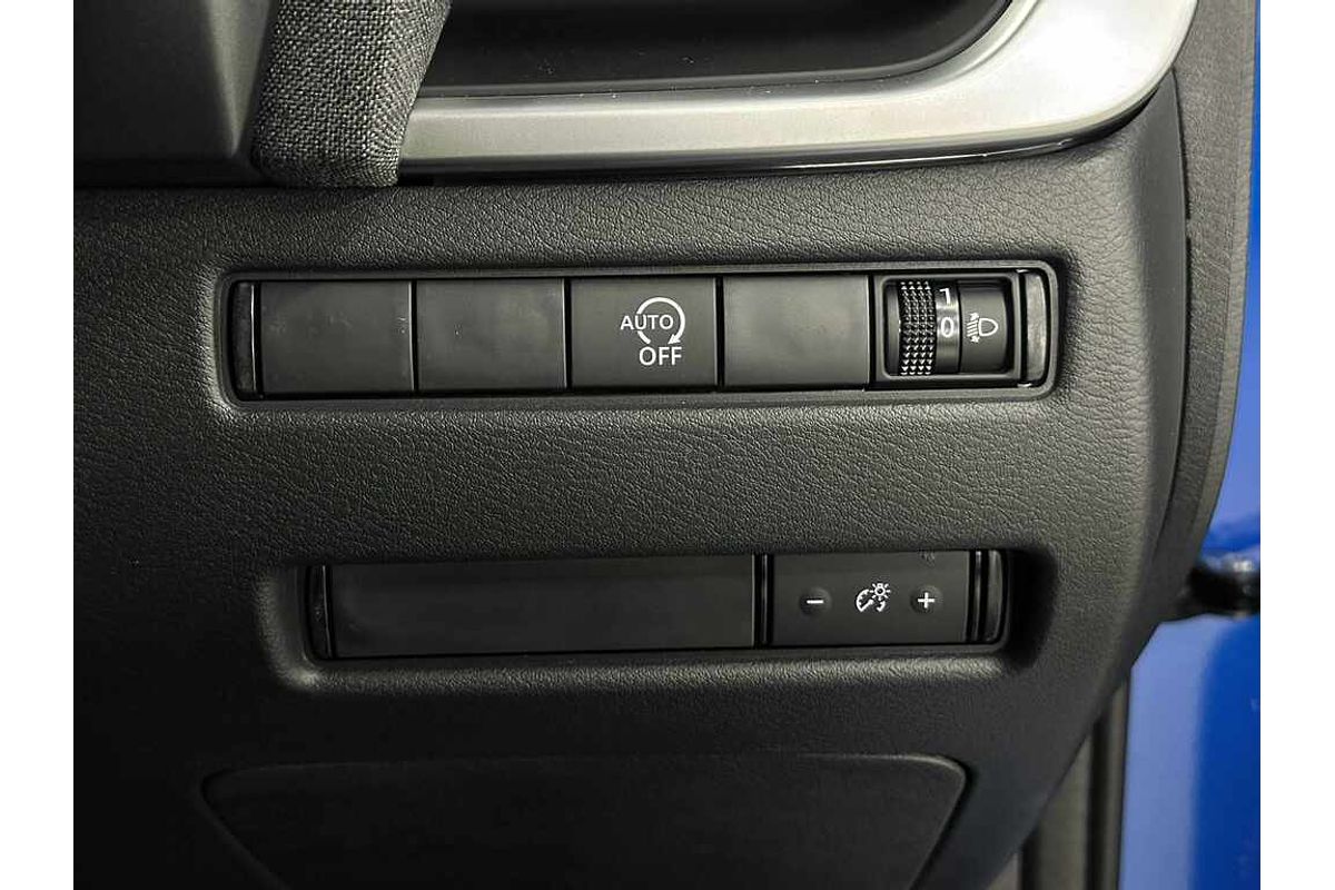 2025 Nissan QASHQAI ST J12