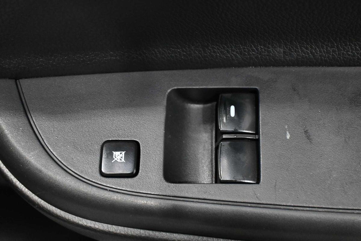2020 Mitsubishi Triton GLX MR Rear Wheel Drive