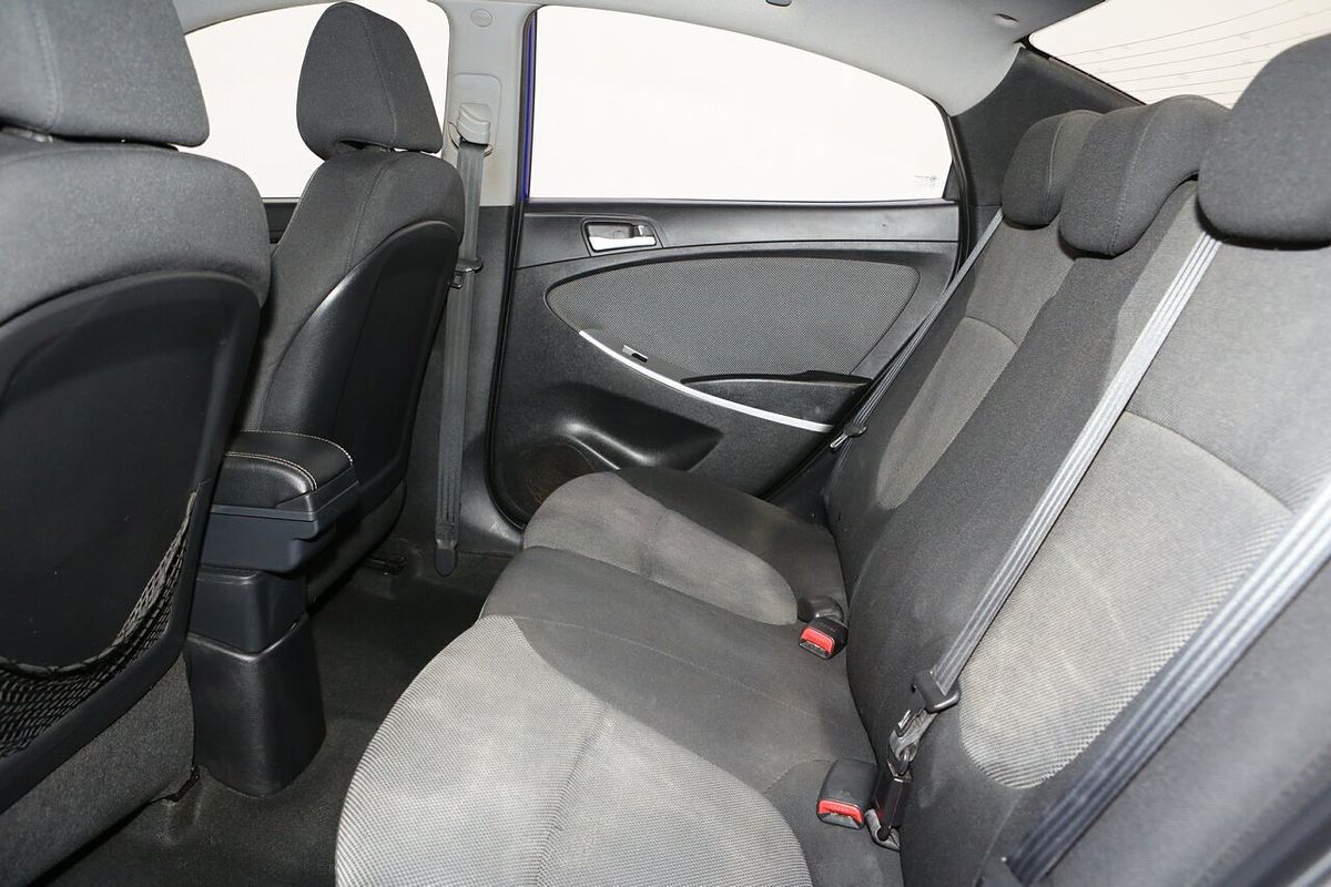2012 Hyundai Accent Active RB