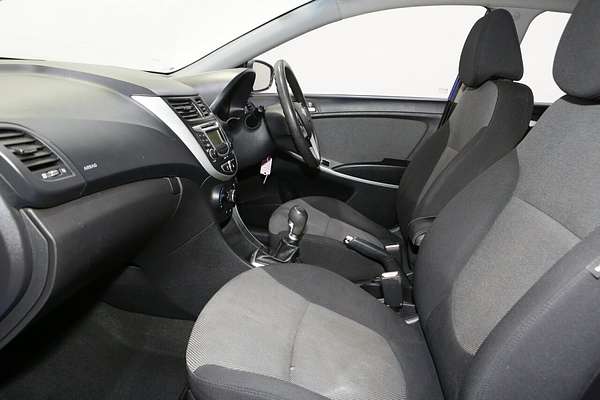 2012 Hyundai Accent Active RB