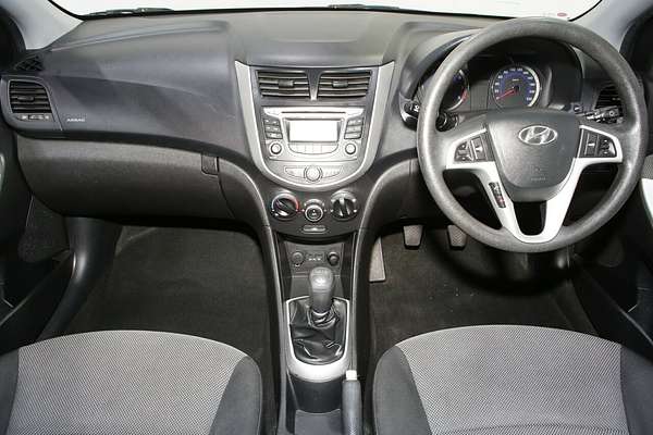 2012 Hyundai Accent Active RB