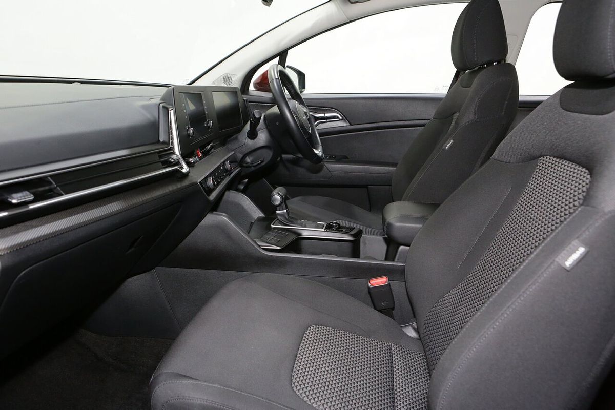 2024 Kia Sportage S NQ5