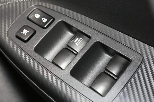 2024 Mitsubishi Eclipse Cross ES YB