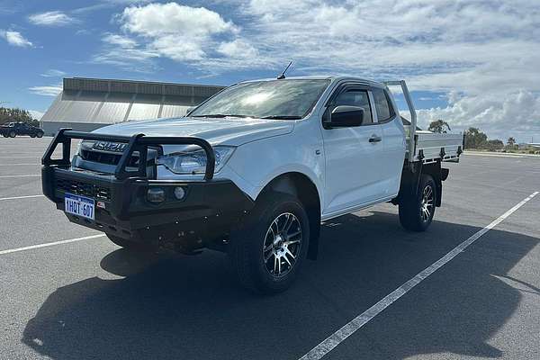2022 Isuzu D-MAX SX 4X4