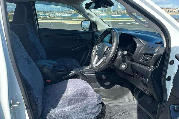 2022 Isuzu D-MAX SX 4X4