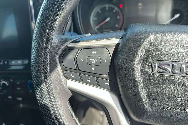 2022 Isuzu D-MAX SX 4X4