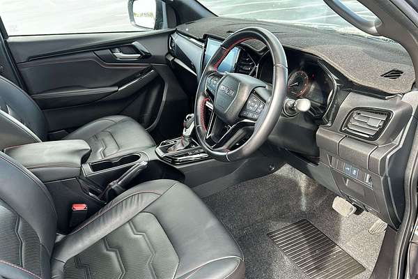 2023 Isuzu D-MAX X-TERRAIN 4X4