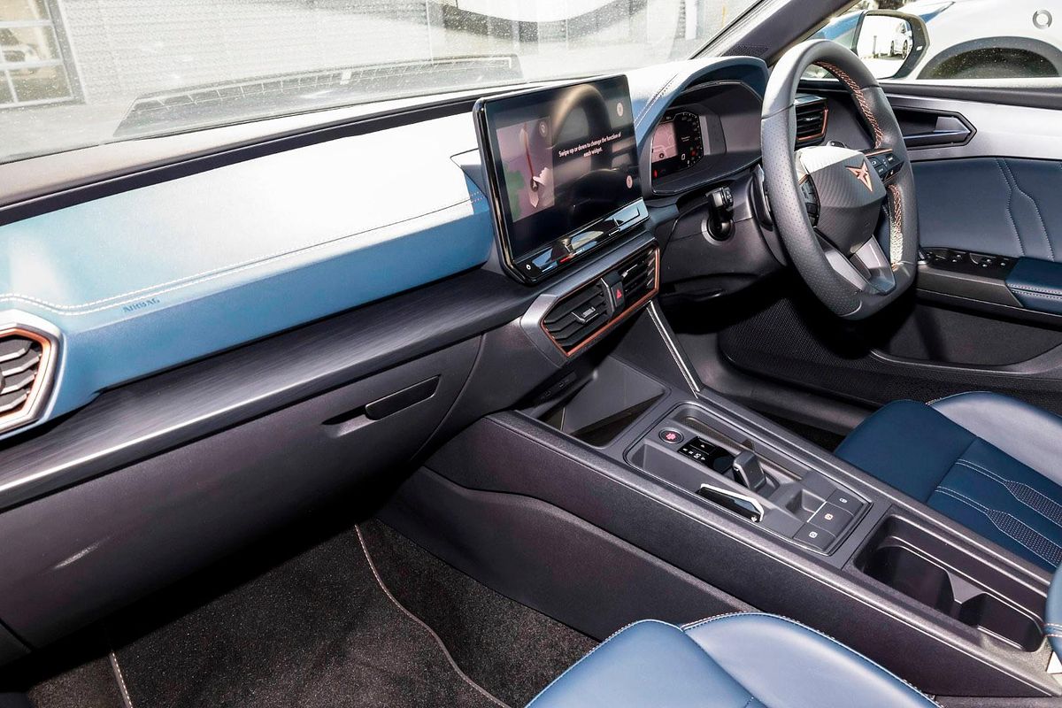 2024 CUPRA Leon V Tribe Edition KL