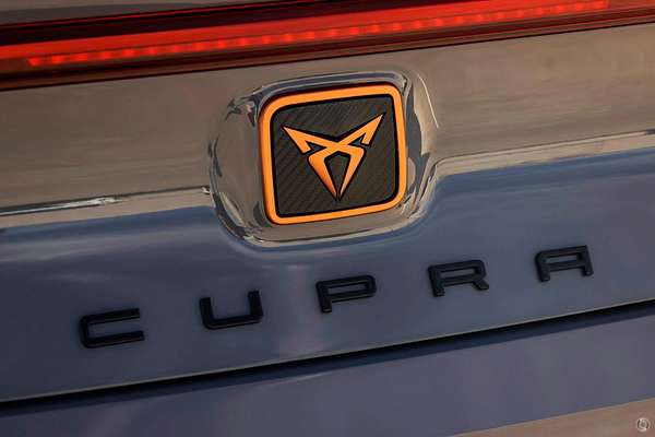 2024 CUPRA Leon V Tribe Edition KL