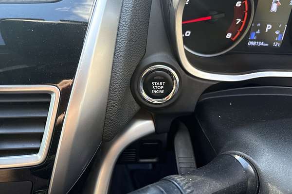 2019 Mitsubishi Eclipse Cross Black Edition YA