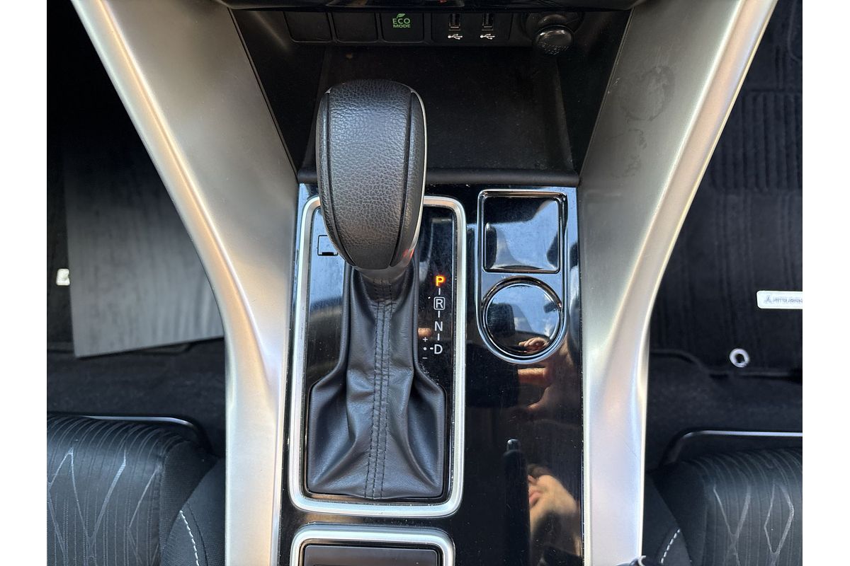 2019 Mitsubishi Eclipse Cross Black Edition YA