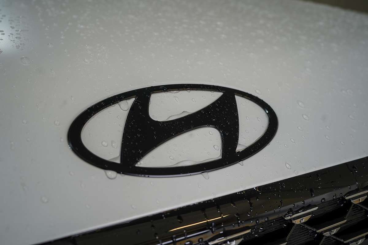 2025 Hyundai Santa Fe Hybrid Calligraphy MX5.V1