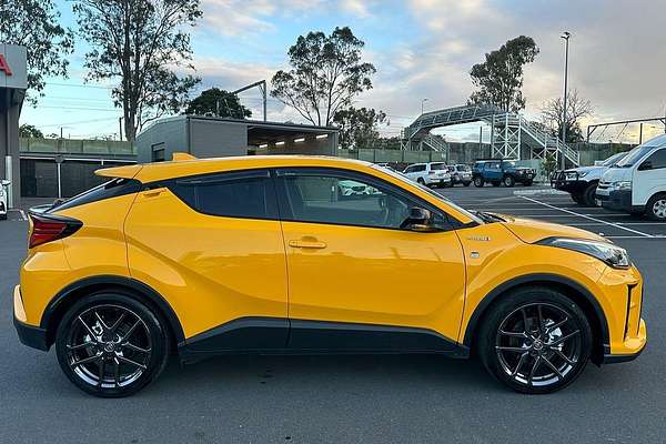 2021 Toyota C-HR GR Sport ZYX10R
