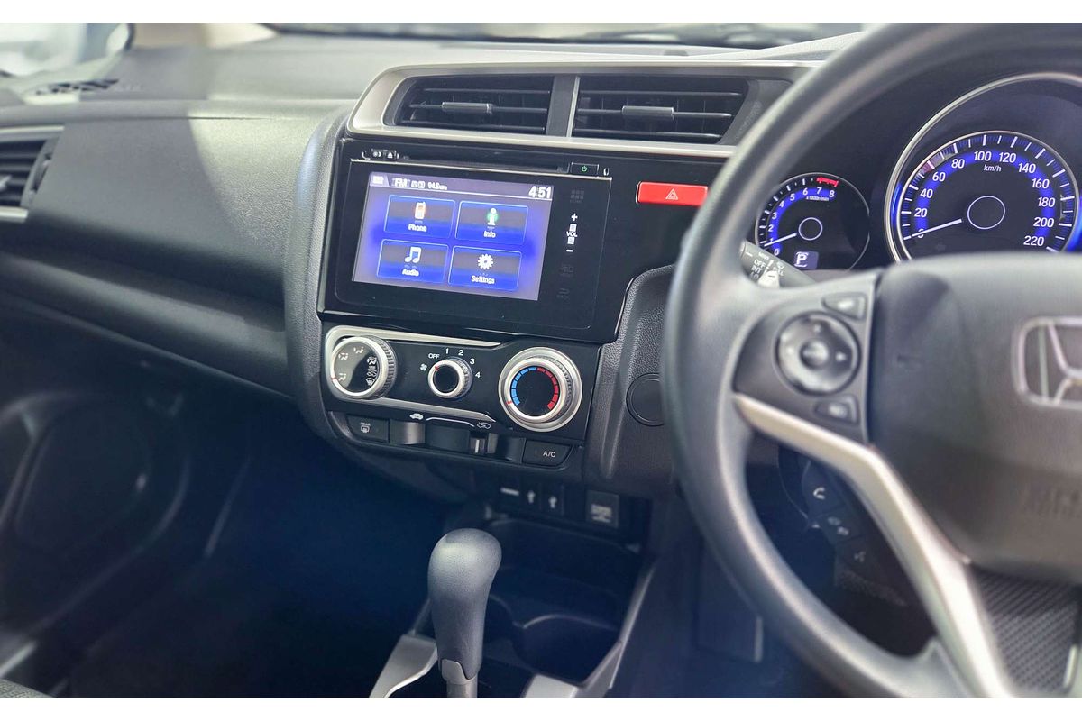 2015 Honda Jazz VTi GF