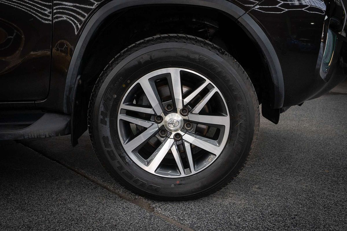 2016 Toyota Fortuner Crusade GUN156R