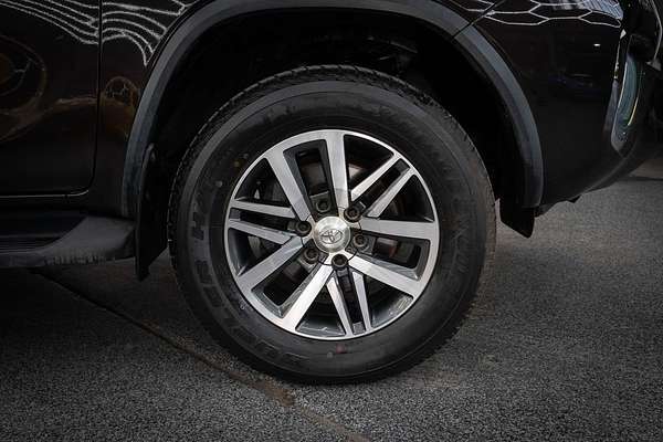 2016 Toyota Fortuner Crusade GUN156R