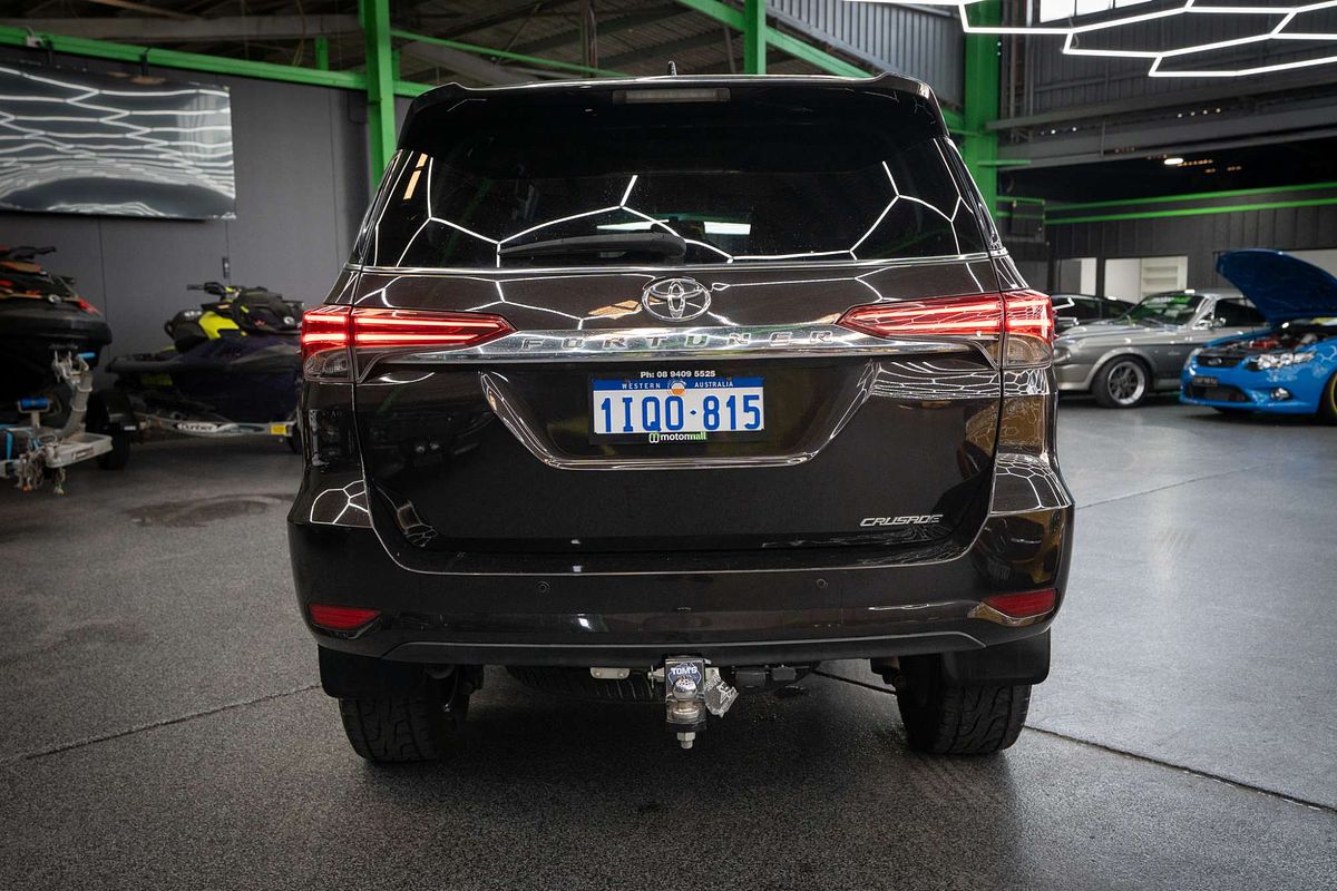 2016 Toyota Fortuner Crusade GUN156R
