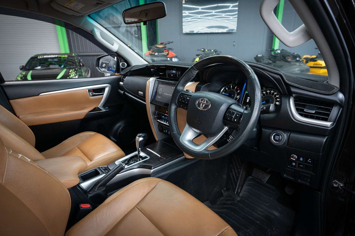 2016 Toyota Fortuner Crusade GUN156R