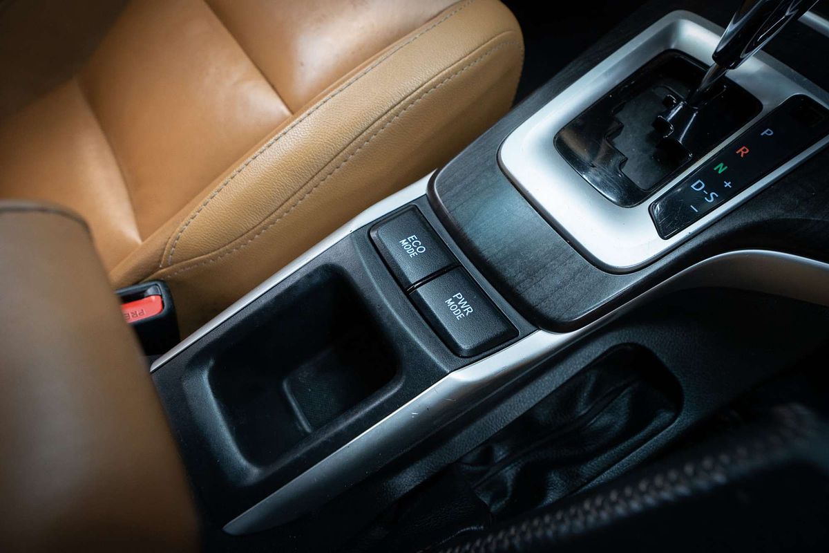 2016 Toyota Fortuner Crusade GUN156R