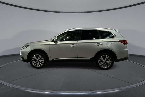 2021 Mitsubishi Outlander LS ZL