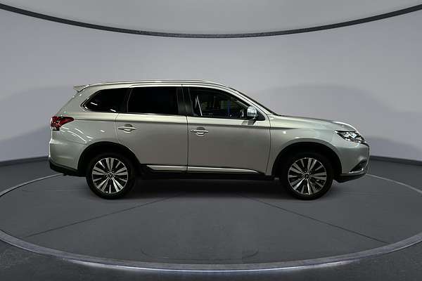 2021 Mitsubishi Outlander LS ZL