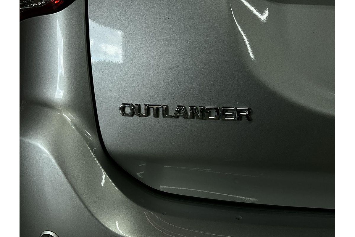 2021 Mitsubishi Outlander LS ZL