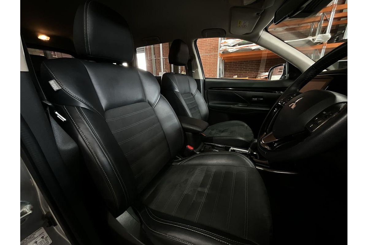 2021 Mitsubishi Outlander LS ZL