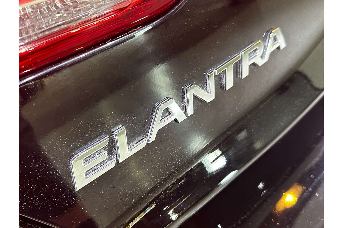 2017 Hyundai Elantra SR Turbo AD