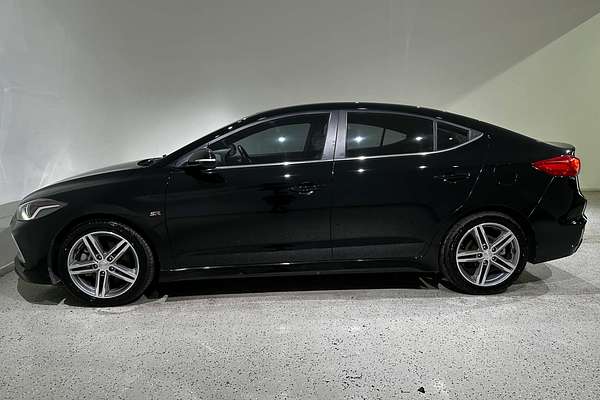 2017 Hyundai Elantra SR Turbo AD