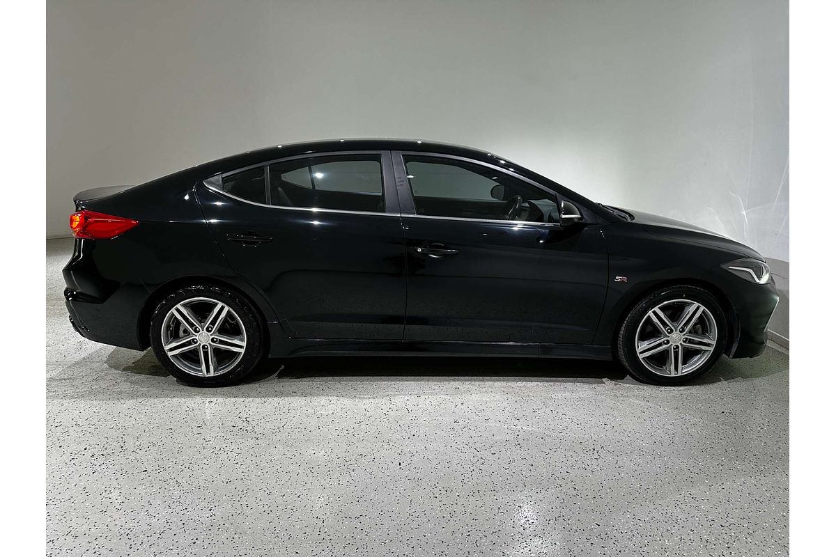 2017 Hyundai Elantra SR Turbo AD