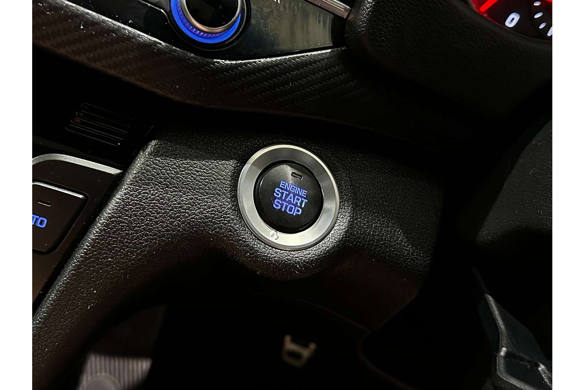 2017 Hyundai Elantra SR Turbo AD