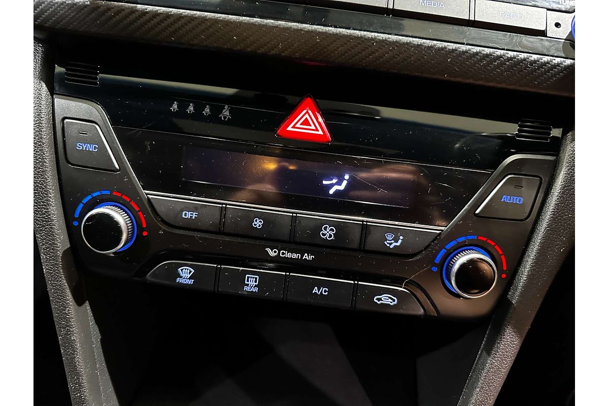 2017 Hyundai Elantra SR Turbo AD