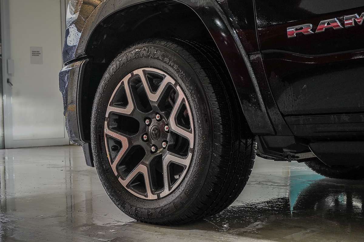 2025 RAM 1500 Laramie Sport Hurricane SO RamBox DT 4X4 SWB