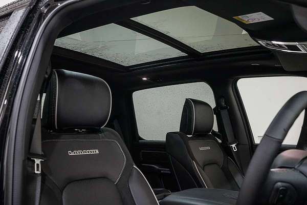 2025 RAM 1500 Laramie Sport Hurricane SO RamBox DT 4X4 SWB